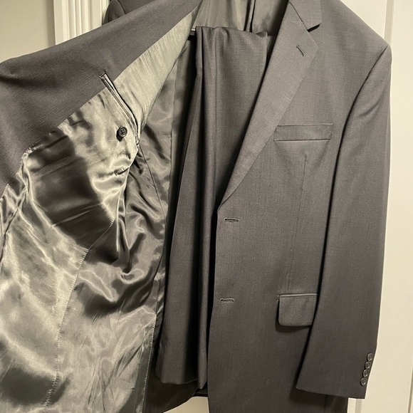 Men’s Chaps suit 40R, pants 34R - Picture 2 of 4